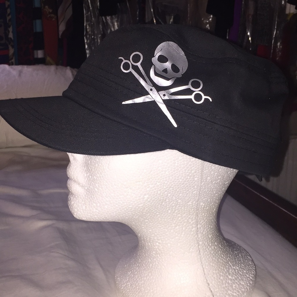 Cap / Hair stylist / barbers